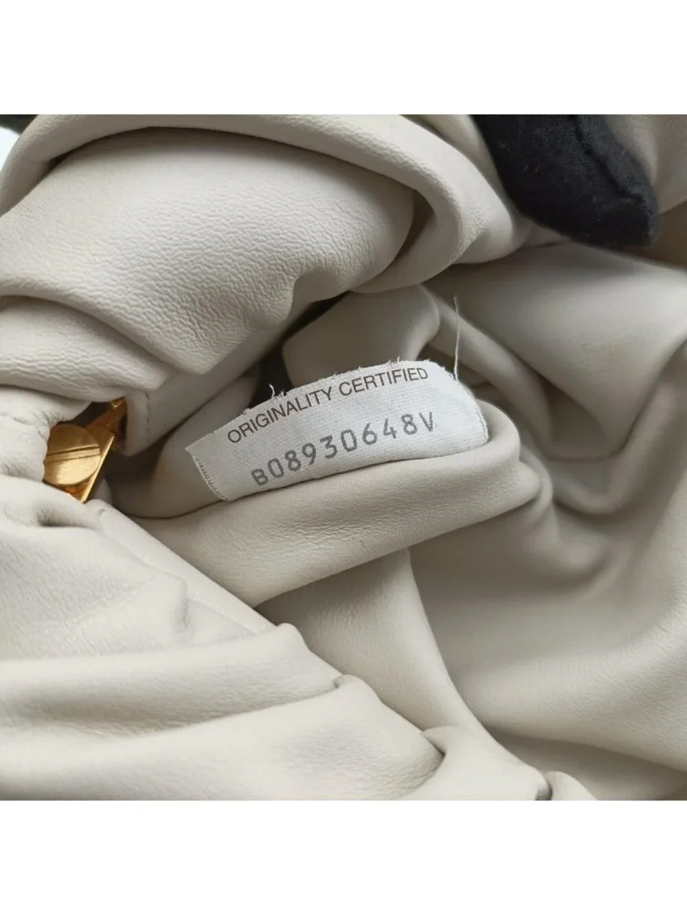 Bottega Veneta the Chain Pouch White Lambskin